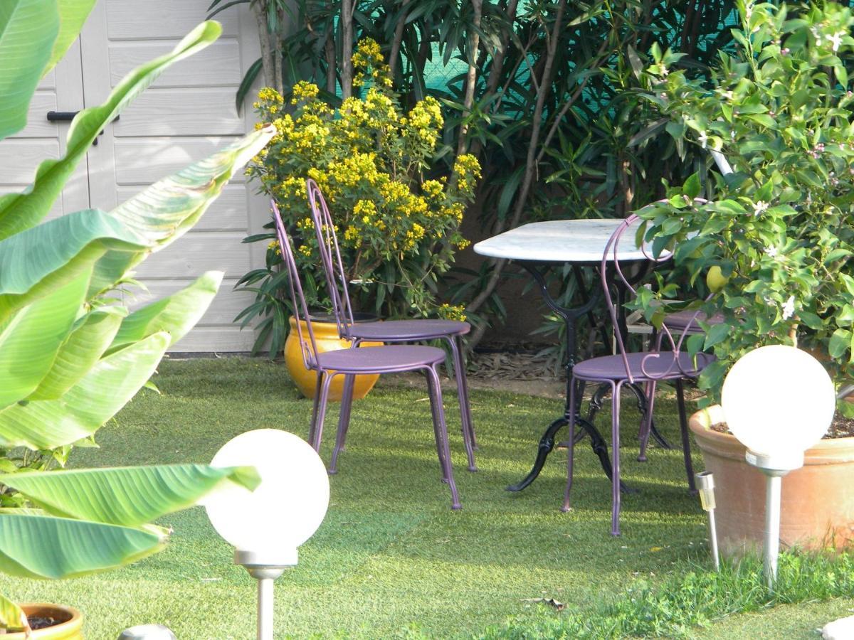 Chez Patrick Roujan B&B 외부 사진
