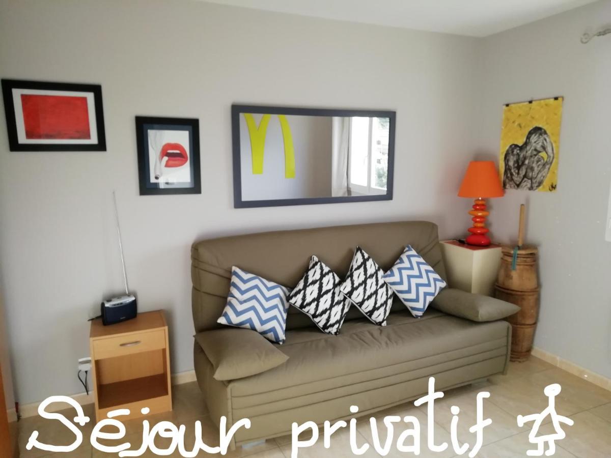Chez Patrick Roujan B&B 외부 사진